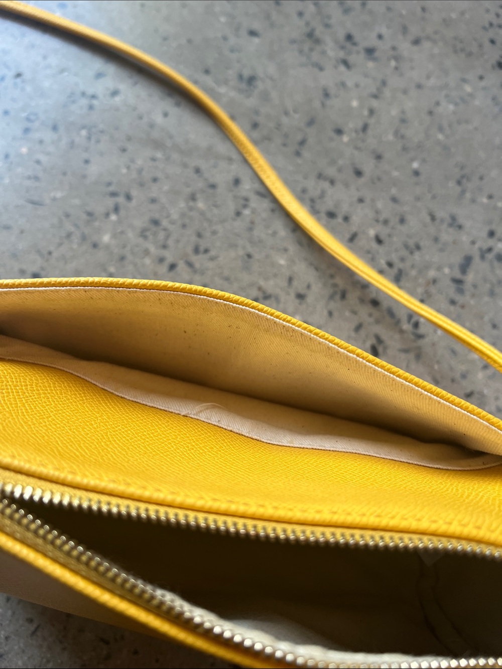 Esprit Yellow Crossbody Bag - Picture 11 of 13